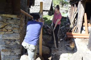 Volunteers at work Photo