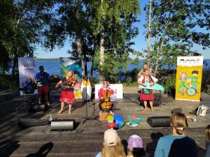 Performance by the lake Photo