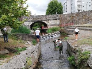 Volunteers in activities Photo